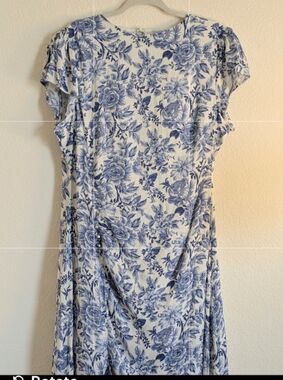 Petal & Pup Reformation Blue White Floral Maxi Dress Puff Sleeve Keyhole Back